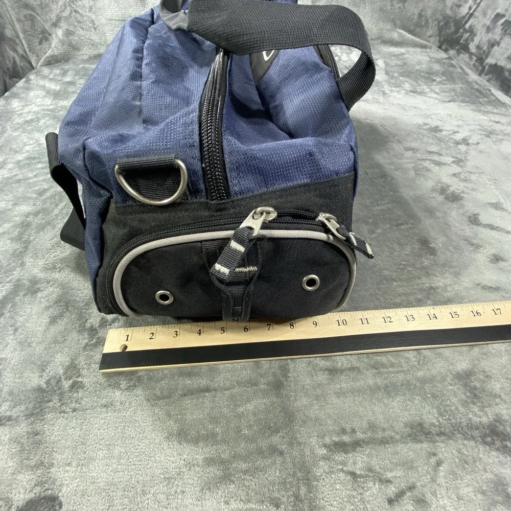 OGIO Navy Duffle Bag Sports Gear Gym Straps Air Liquide Performace Travel Canvas